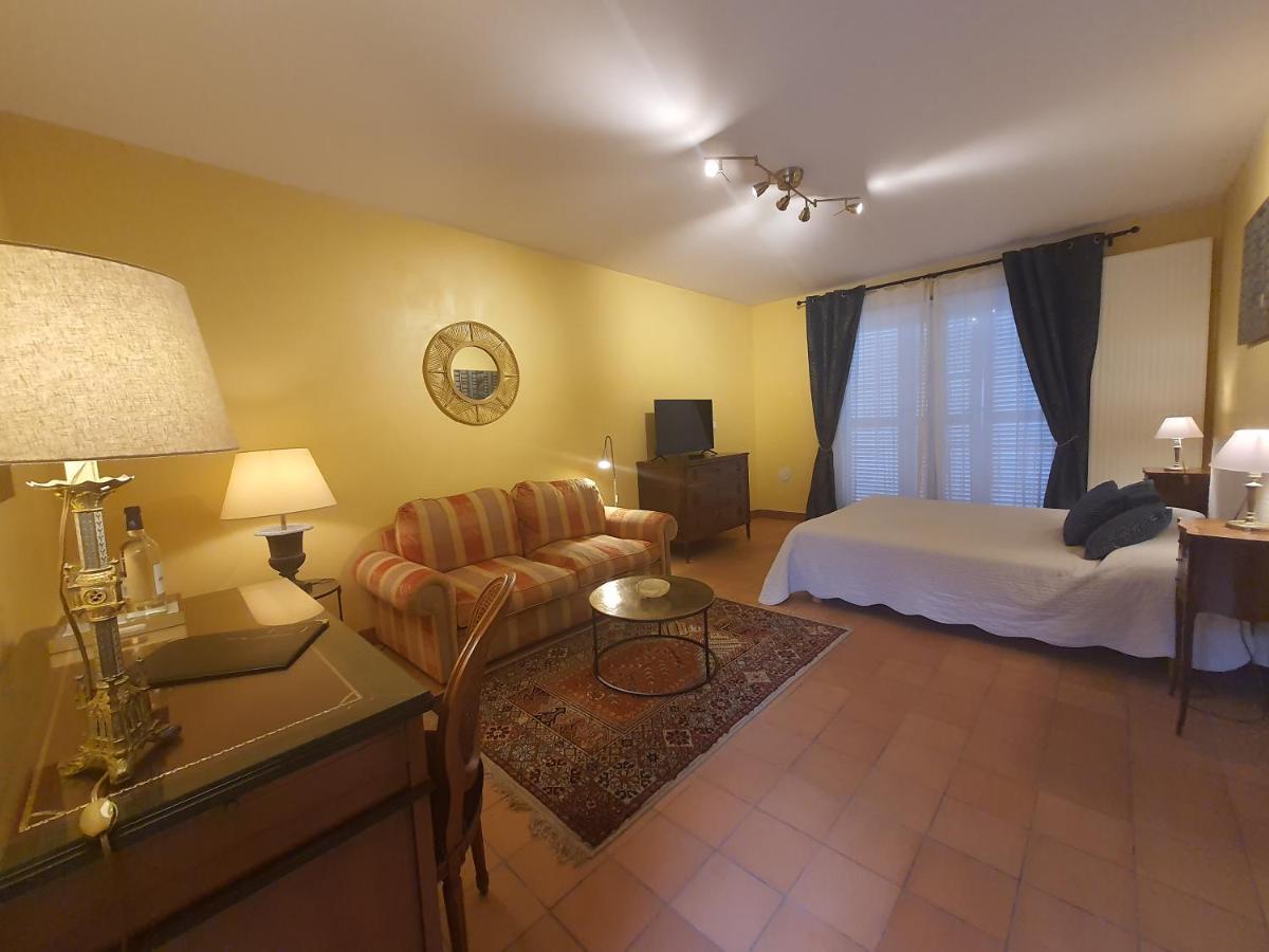 Les Mazeraies Maison D'Hotes Avec Spa Savonnieres ภายนอก รูปภาพ
