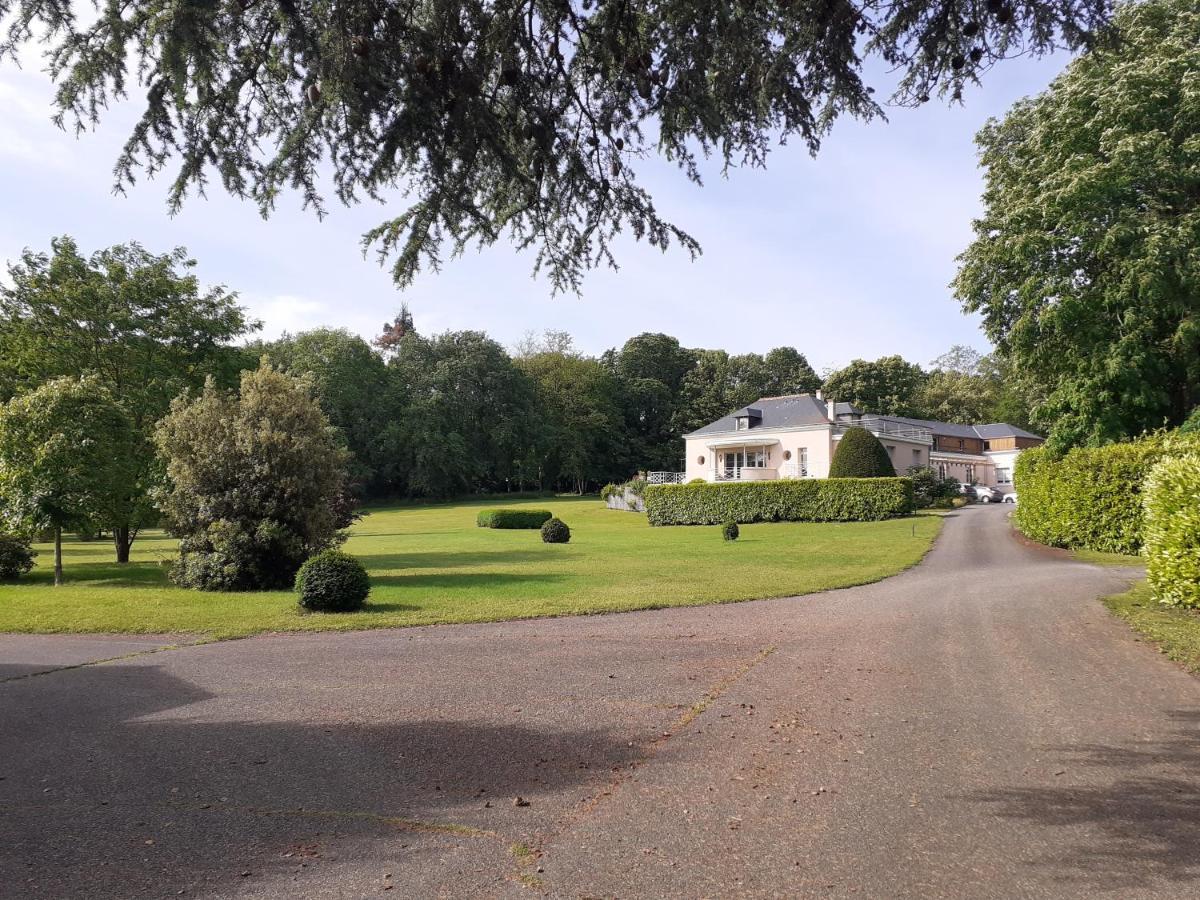 Les Mazeraies Maison D'Hotes Avec Spa Savonnieres ภายนอก รูปภาพ